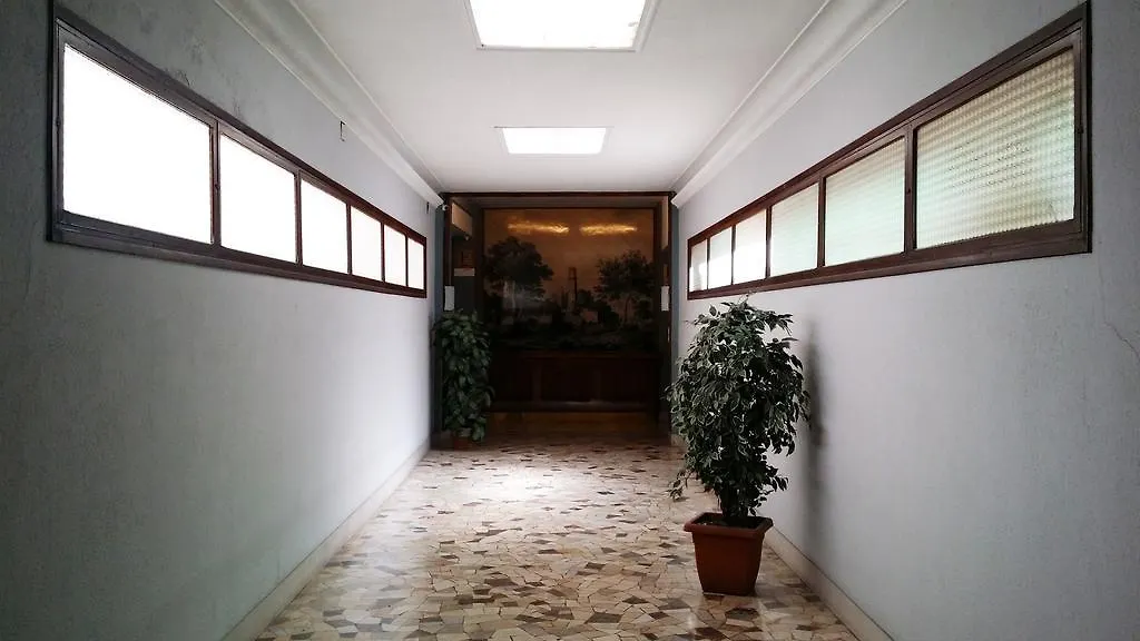 Holiday Apartment My House Palermo 0*,